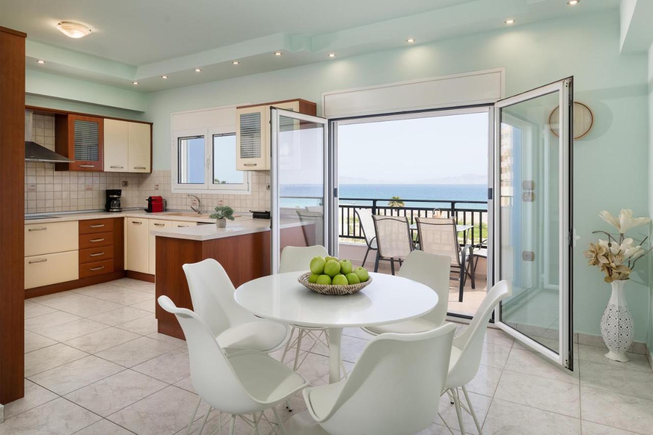 White&Blue Luxury Suites Ialisos Exterior foto