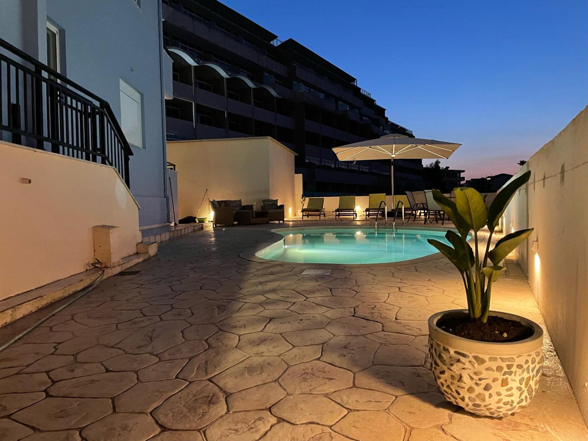 White&Blue Luxury Suites Ialisos Exterior foto