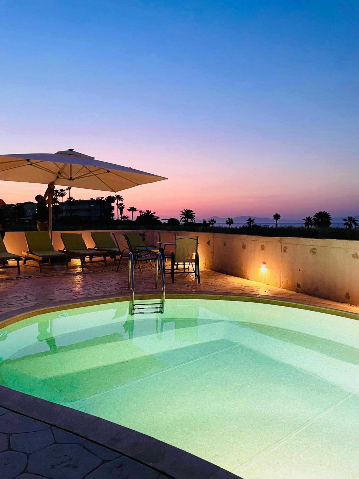 White&Blue Luxury Suites Ialisos Exterior foto